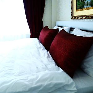 Luxury Suite